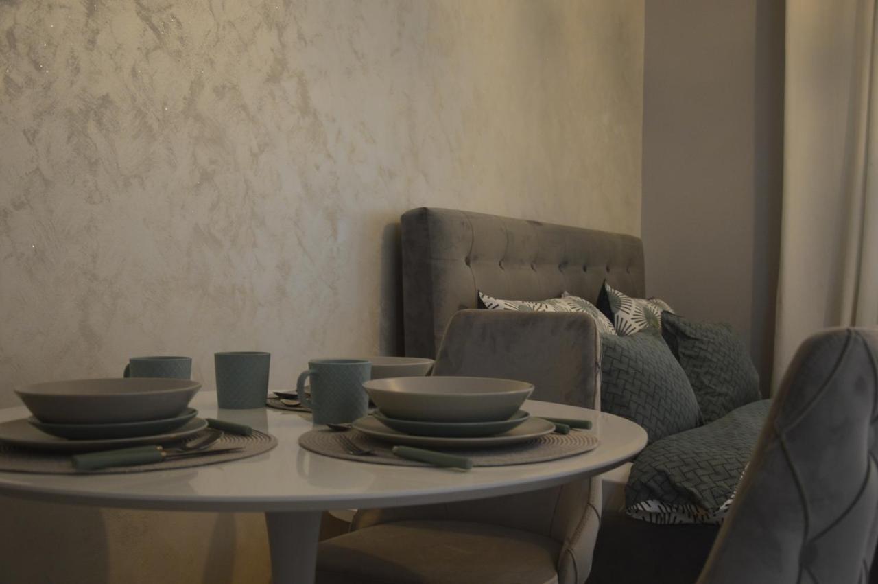 Teodora Lux Apartman Free Privat Parking Apartment Novi Sad Exterior photo
